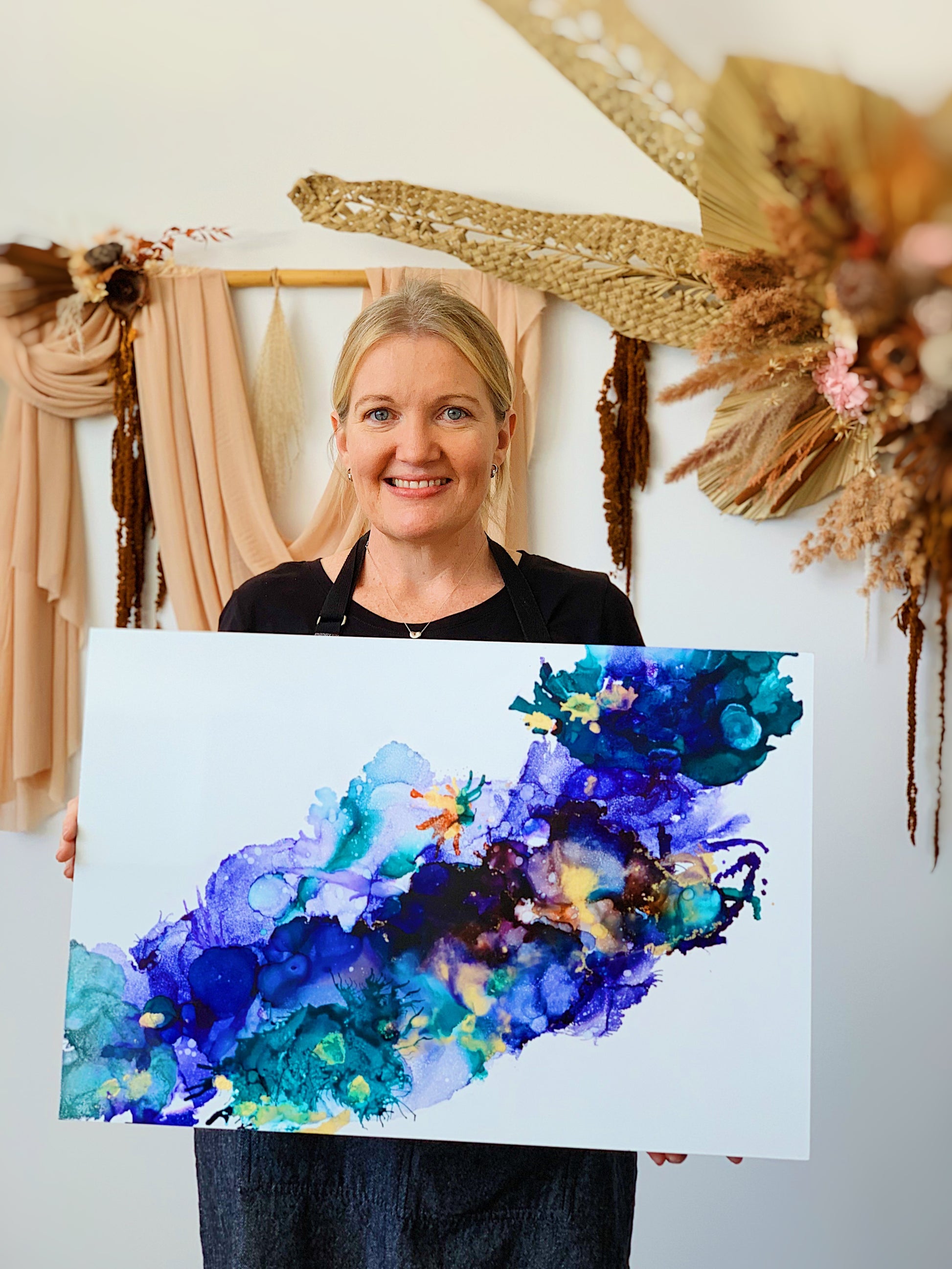 2 SPOTS LEFT - SAT 3RD FEB, 2-5PM - Abstract Art workshop (Alcohol Inks + mixed media) - Teagan Watts